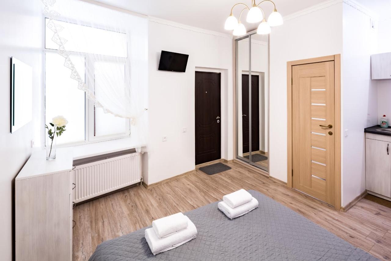Beautiful Apartments In The Center Lviv Exterior photo